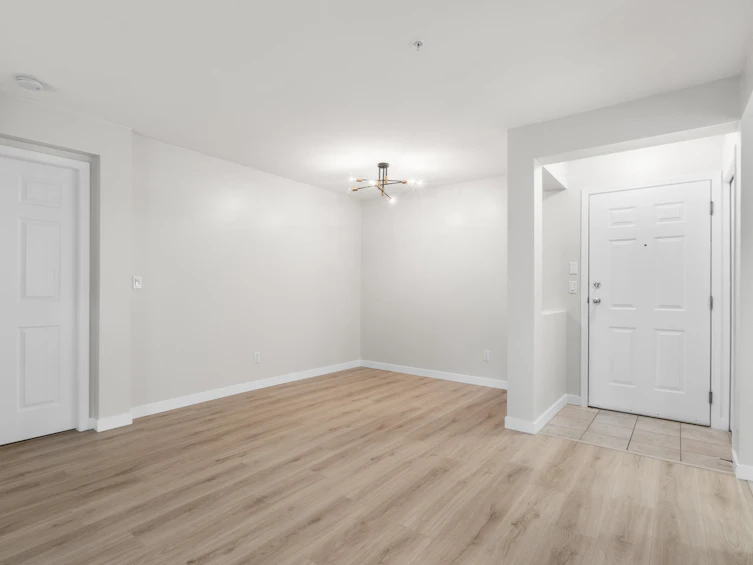 109-15155 22 Avenue, Surrey, BC, V4A 9T4 - 13