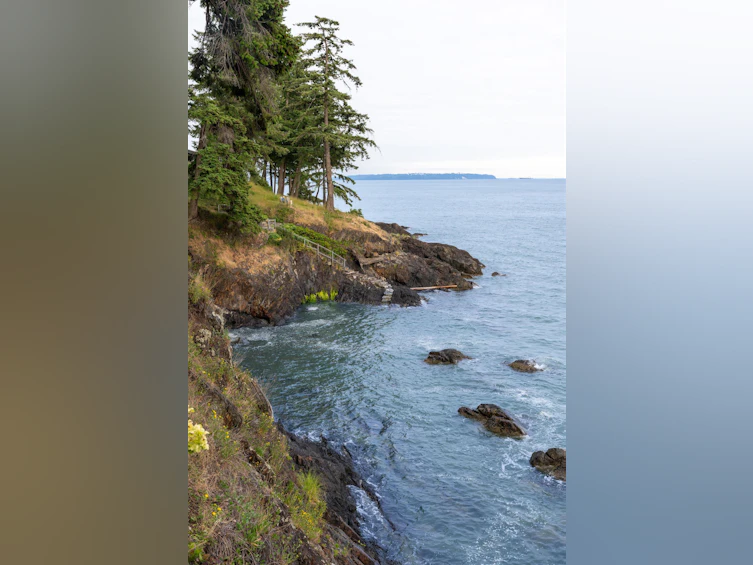 1299 Fairweather Road, Bowen Island, BC, V0N 1G2 - 38
