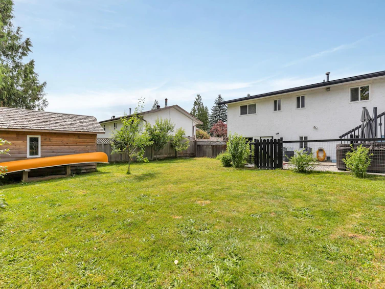 8116 Sumac Place, Mission, BC, V2V 5K9 - 36