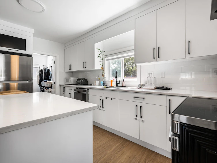 9826 Menzies Street, Chilliwack, BC, V2P 6A1 - 2