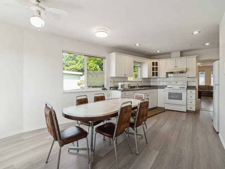 4411 Beatrice Street, Vancouver, BC, V5N 4J1 - 9