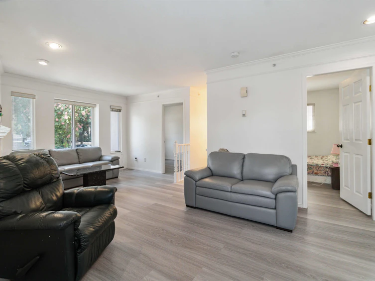 4411 Beatrice Street, Vancouver, BC, V5N 4J1 - 7