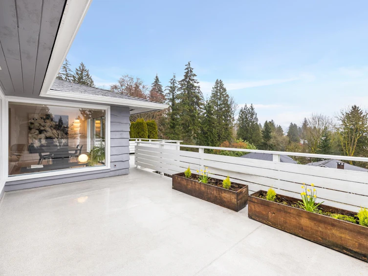1008 Caledonia Avenue, North Vancouver, BC, V7G 1T3 - 39