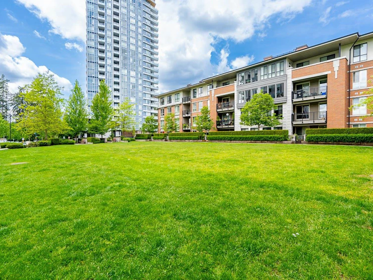 2801-3102 Windsor Gate, Coquitlam, BC, V3B 0J3 - 32