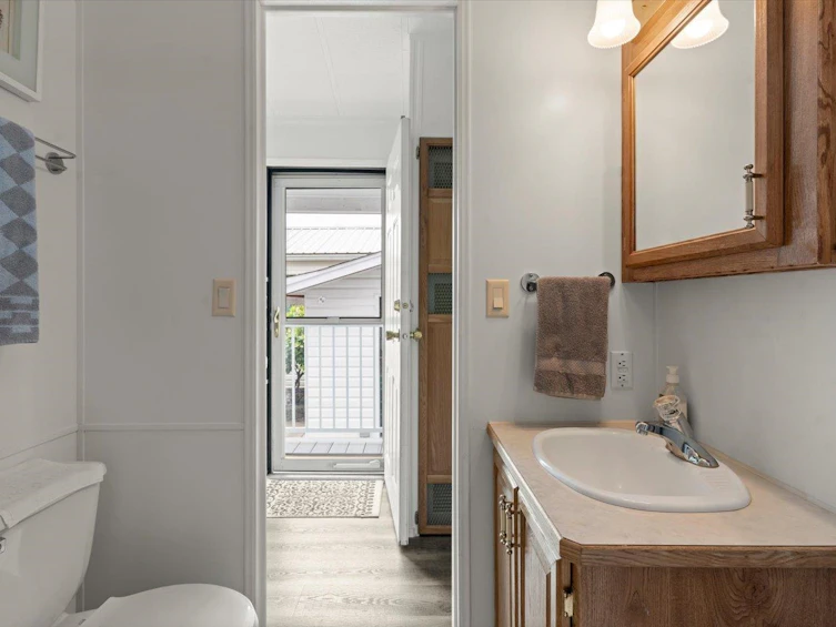 172-1436 Frost Road, Columbia Valley, BC, V2R 4X8 - 23