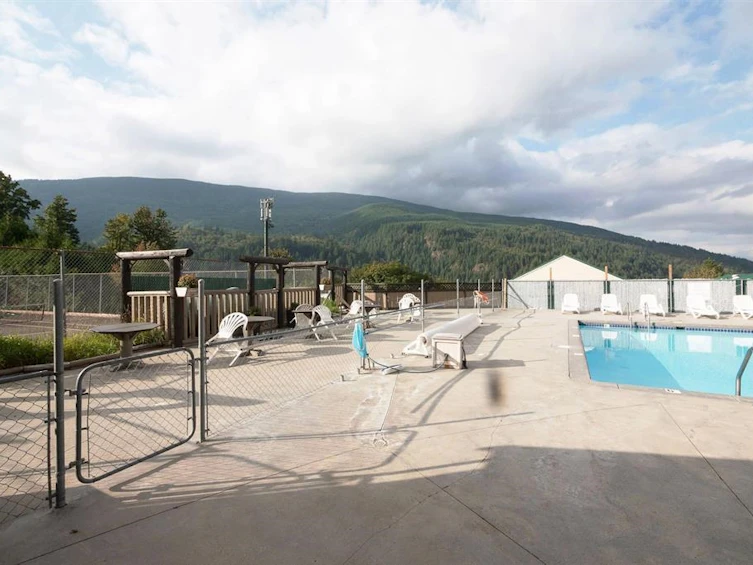 172-1436 Frost Road, Columbia Valley, BC, V2R 4X8 - 39