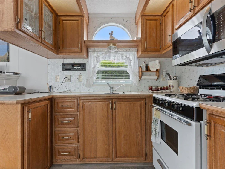 172-1436 Frost Road, Columbia Valley, BC, V2R 4X8 - 19