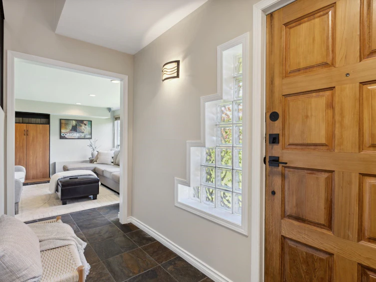 1651 Coldwell Road, North Vancouver, BC, V7G 2N8 - 5