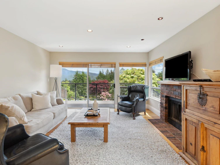 1651 Coldwell Road, North Vancouver, BC, V7G 2N8 - 14