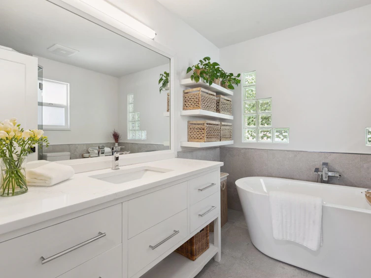 1651 Coldwell Road, North Vancouver, BC, V7G 2N8 - 19