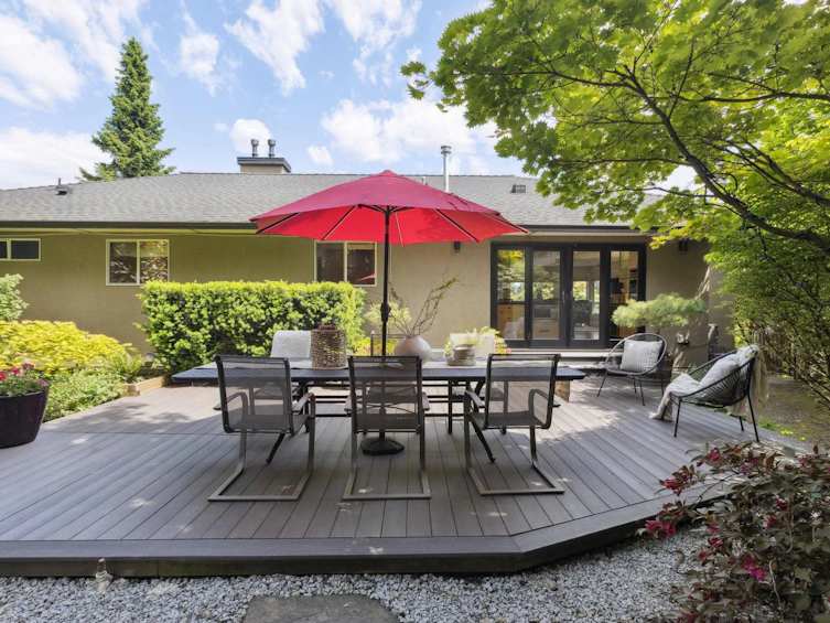 1651 Coldwell Road, North Vancouver, BC, V7G 2N8 - 36