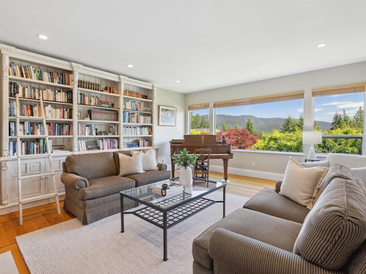 1651 Coldwell Road, North Vancouver, BC, V7G 2N8 - 7