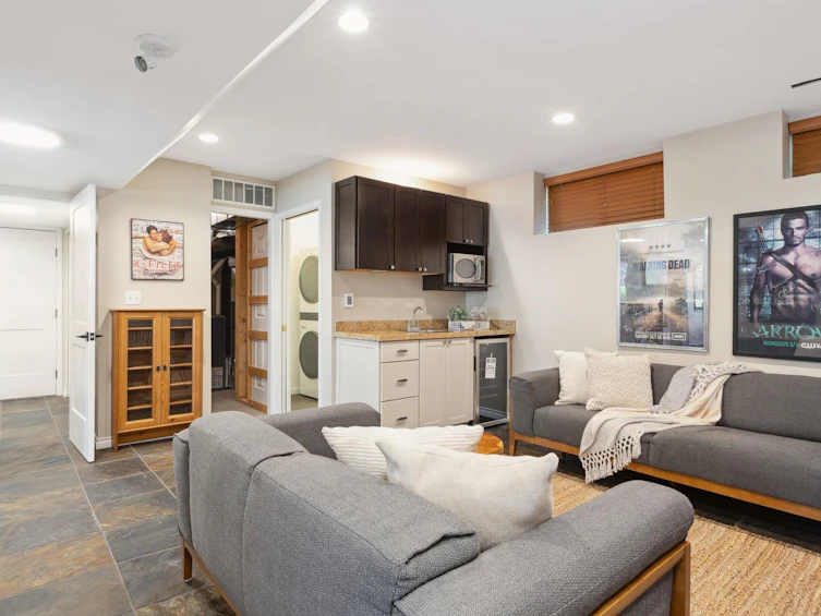 1651 Coldwell Road, North Vancouver, BC, V7G 2N8 - 29