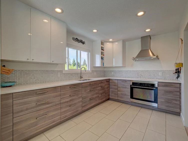 6462 Samron Road, Sechelt, BC, V7Z 0M8 - 21