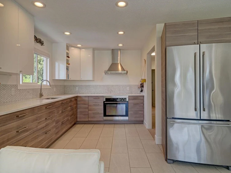 6462 Samron Road, Sechelt, BC, V7Z 0M8 - 20