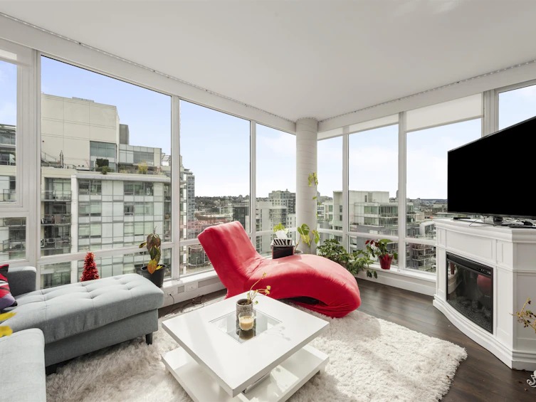 2002-1618 Quebec Street, Vancouver, BC, V6A 0C5