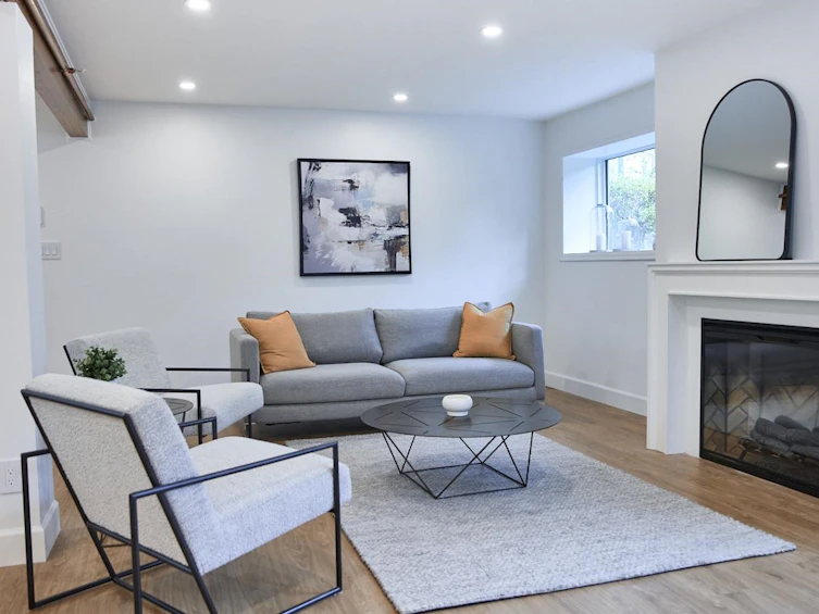 2991 Yukon Street, Vancouver, BC, V5Y 3W1 - 2