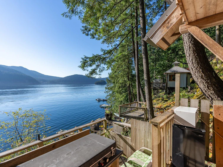 316 Sasamat Lane, North Vancouver, BC - 16