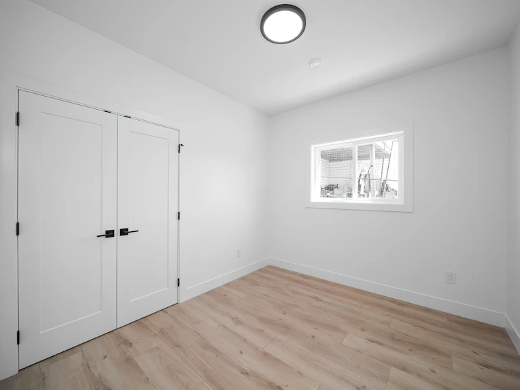 8014 11th Avenue, Burnaby, BC, V3N 2N7 - 29