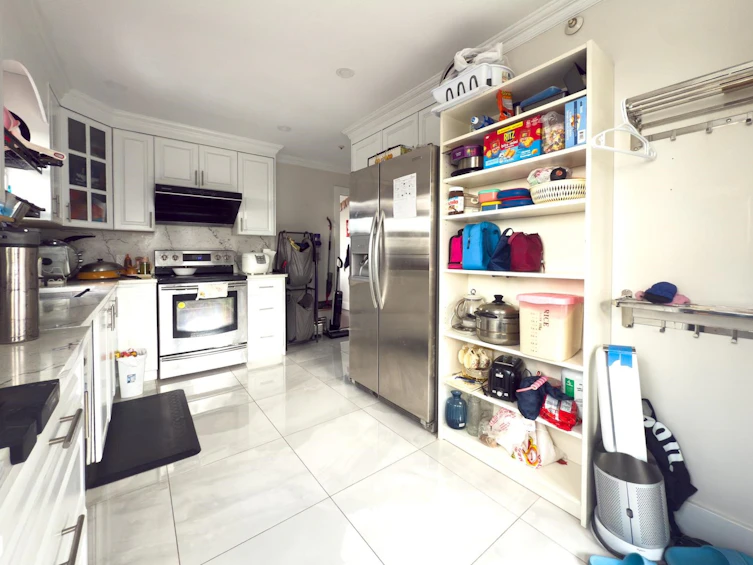 7798 Prince Albert Street, Vancouver, BC, V5X 3Z6 - 8
