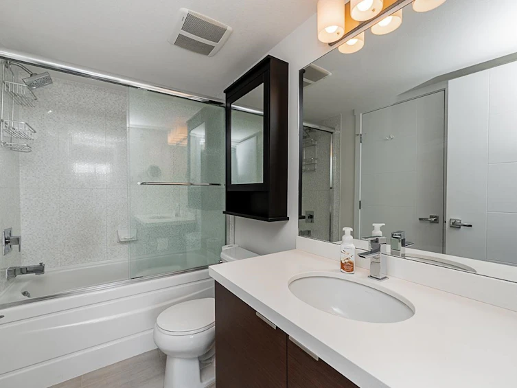 401-19201 66a Avenue, Surrey, BC, V4N 6N7 - 19