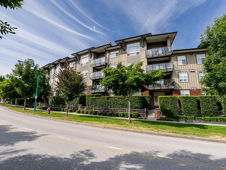 401-19201 66a Avenue, Surrey, BC, V4N 6N7 - 2