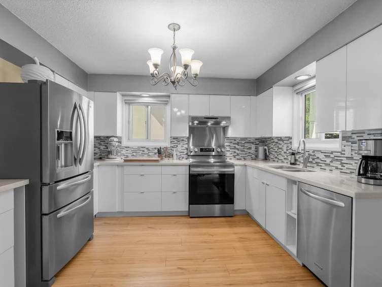 8860 Dorval Road, Richmond, BC, V7C 4P6 - 8