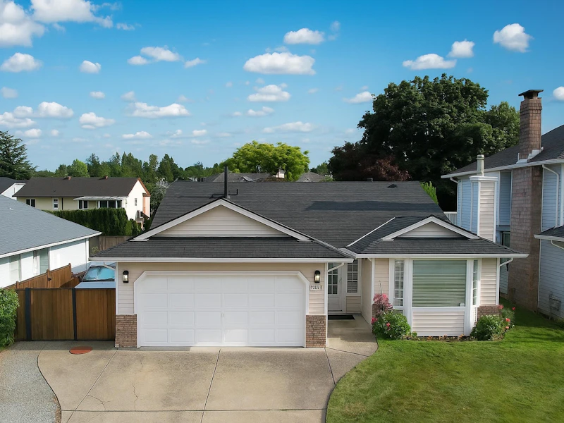 22070 126th Avenue, Maple Ridge BC V2X 0V7