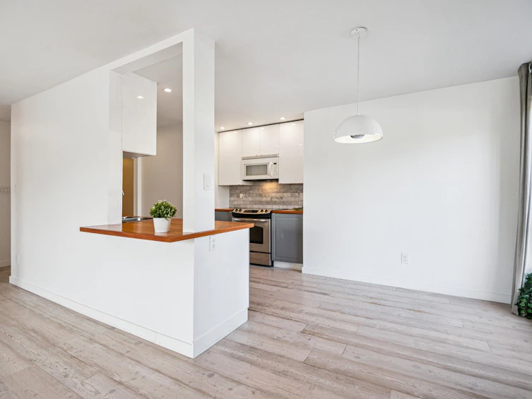 208-3264 Oak Street, Vancouver, BC, V6H 2L3 - 14