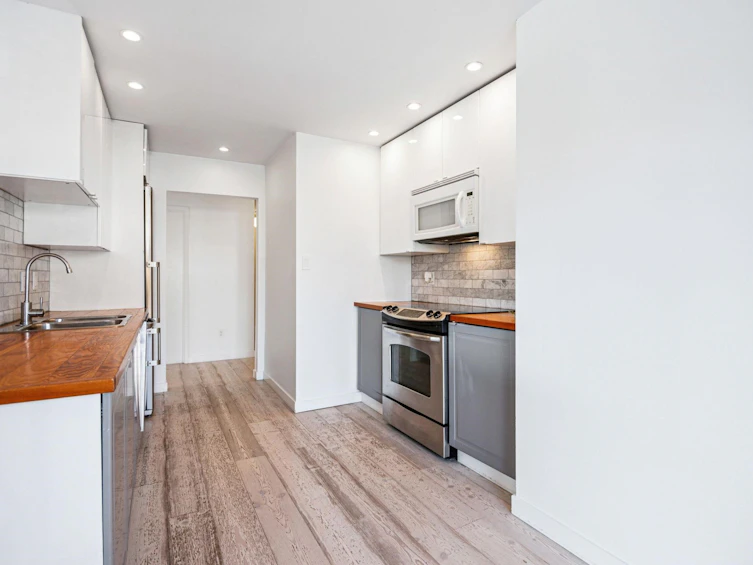 208-3264 Oak Street, Vancouver, BC, V6H 2L3 - 17
