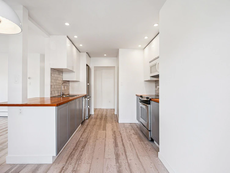 208-3264 Oak Street, Vancouver, BC, V6H 2L3 - 15
