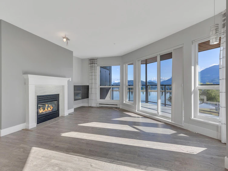 305-378 Esplanade Avenue, Harrison Hot Springs, BC, V0M 1A3 - 3
