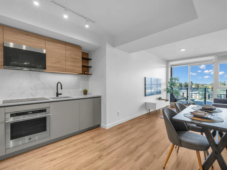 911-10448 University Drive, Surrey, BC, V3T 0S7 - 5