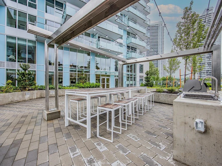 1204-13778 100 Avenue, Surrey, BC, V3T 0V3 - 4