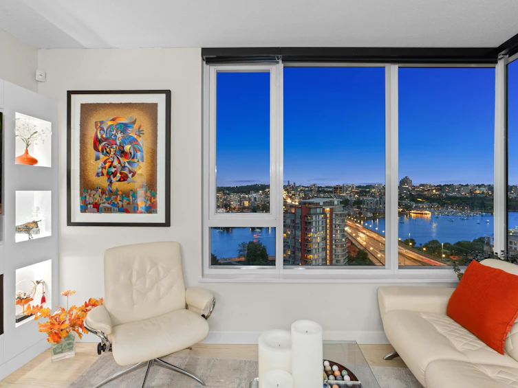 2056-38 Smithe Street, Vancouver, BC, V6B 0P3 - 3