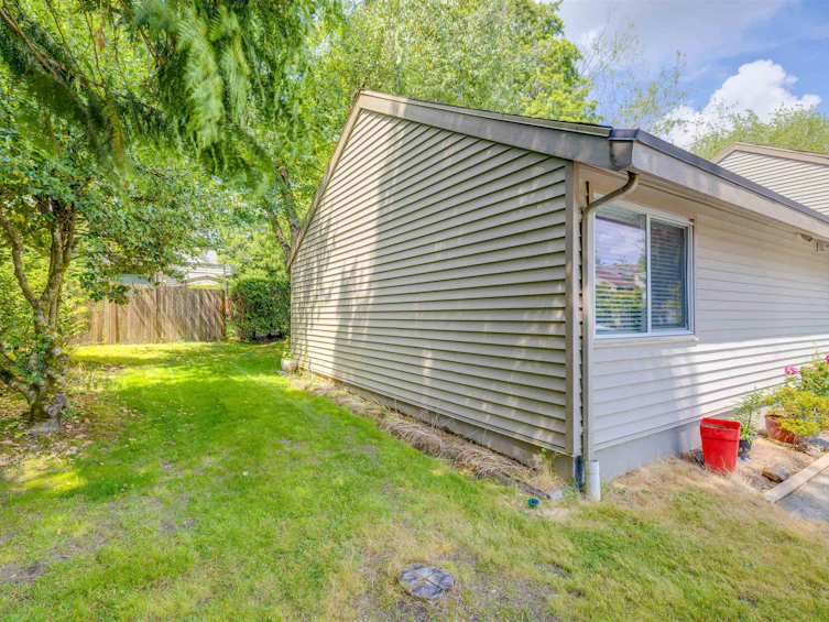 6182 W Greenside Drive, Surrey, BC, V3S 5M8 - 8