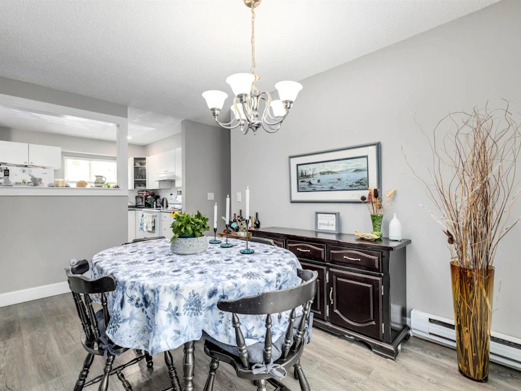 6182 W Greenside Drive, Surrey, BC, V3S 5M8 - 18