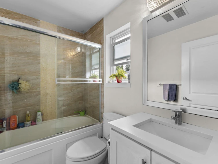 5461 Manor Street, Burnaby, BC, V5G 1B6 - 32