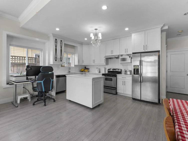5461 Manor Street, Burnaby, BC, V5G 1B6 - 8