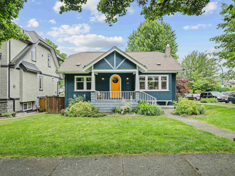 1556 Kamloops Street, Vancouver BC V5K 3W2