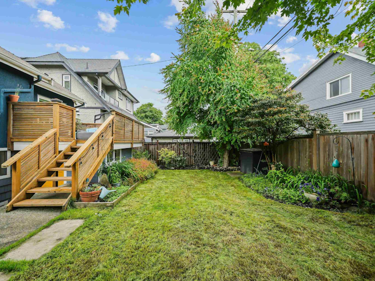 1556 Kamloops Street, Vancouver, BC, V5K 3W2 - 37