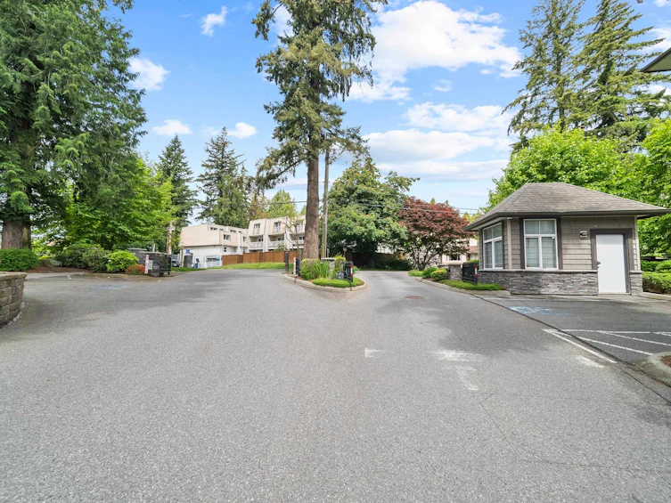 103-33318 E Bourquin Crescent, Abbotsford, BC, V2S 0A6 - 5