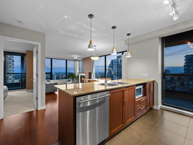 2502 - 7178 Collier Street, Burnaby BC V5E 4N7