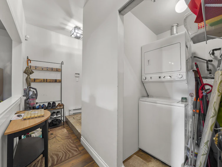 202-7288 No. 3 Road, Richmond, BC, V6Y 3Y1 - 22