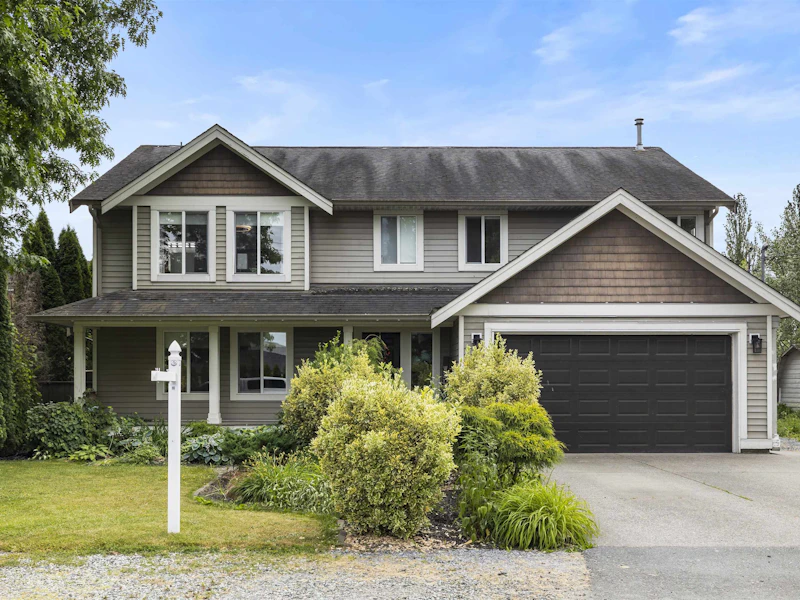21670 Maxwell Crescent, Langley BC V2Y 2P9