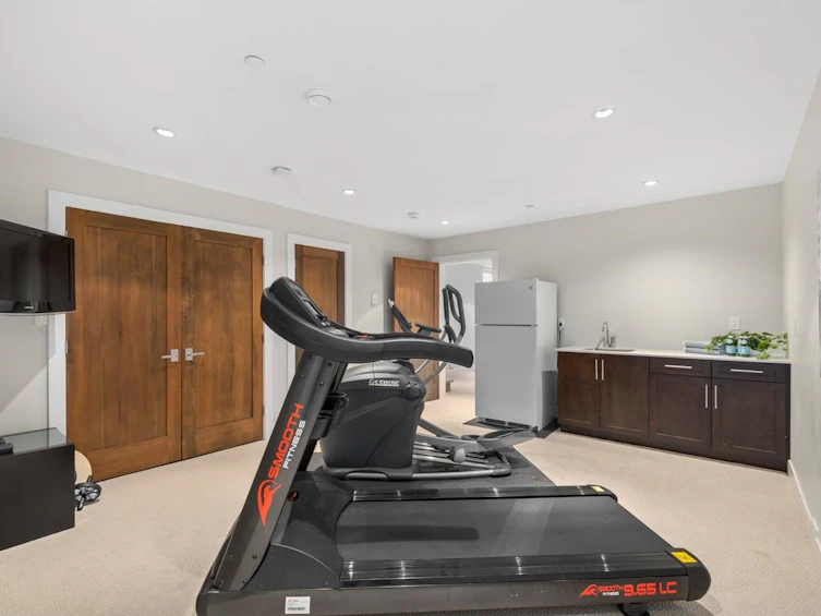 3749 W 39th Avenue, Vancouver, BC, V6N 3A6 - 31