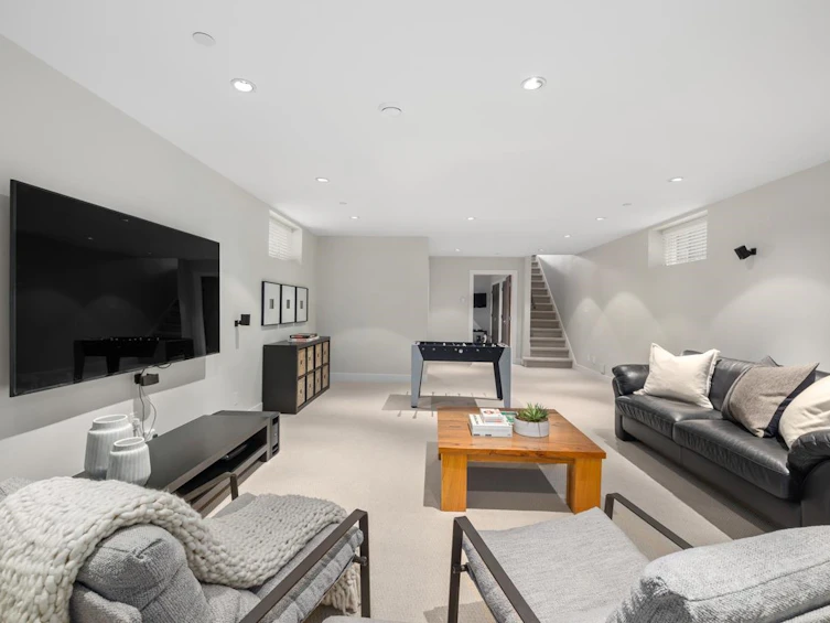 3749 W 39th Avenue, Vancouver, BC, V6N 3A6 - 30