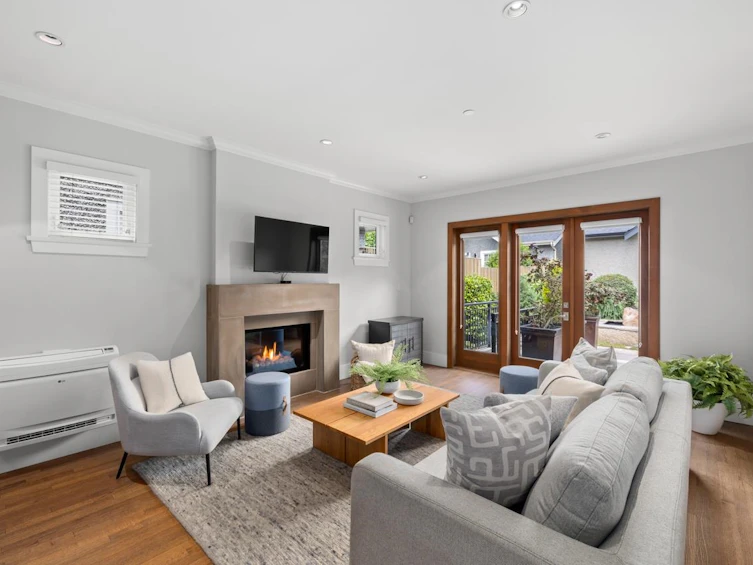 3749 W 39th Avenue, Vancouver, BC, V6N 3A6 - 12