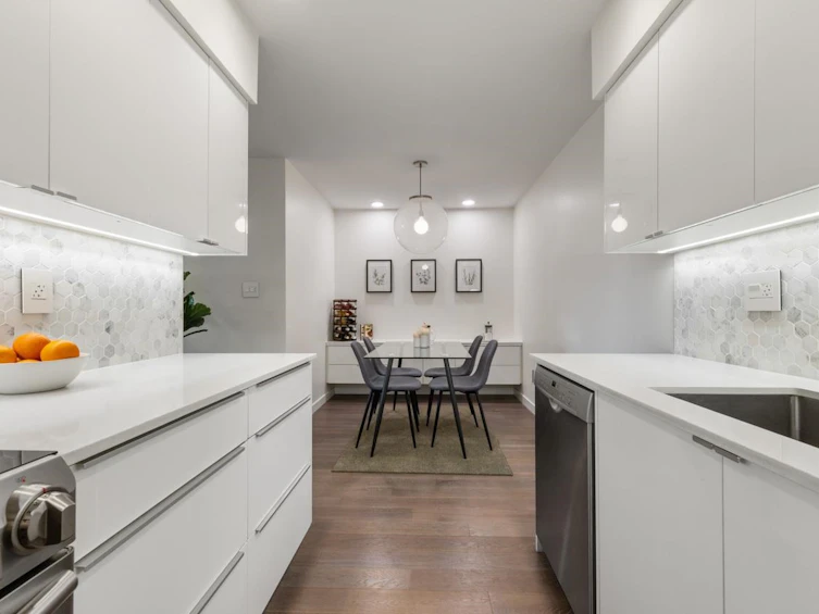 205-1827 W 3rd Avenue, Vancouver, BC, V6J 1K9 - 3