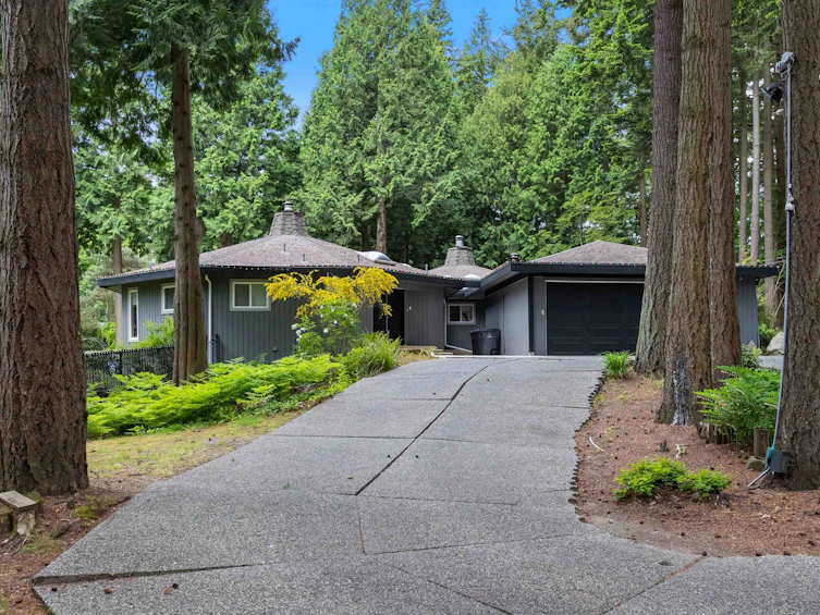 13538 20 Avenue, Surrey, BC, V4A 1Z6 - 9